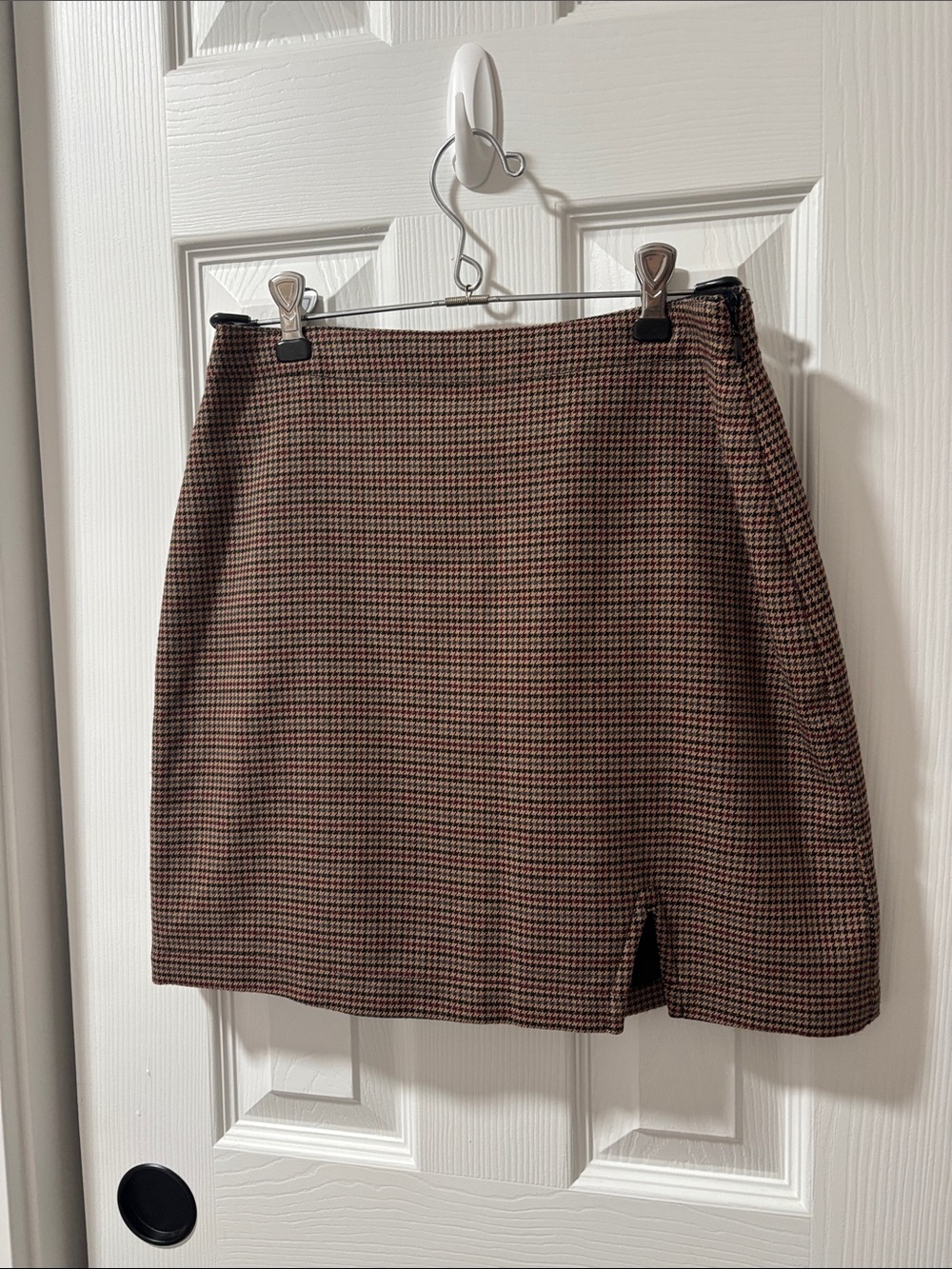 Abercrombie & Fitch Brown Houndstooth Mini Skirt with Front Slit
